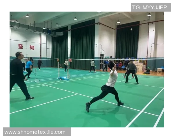 周芳独家分享羽毛球技巧与心得助你提升球技的全面指南